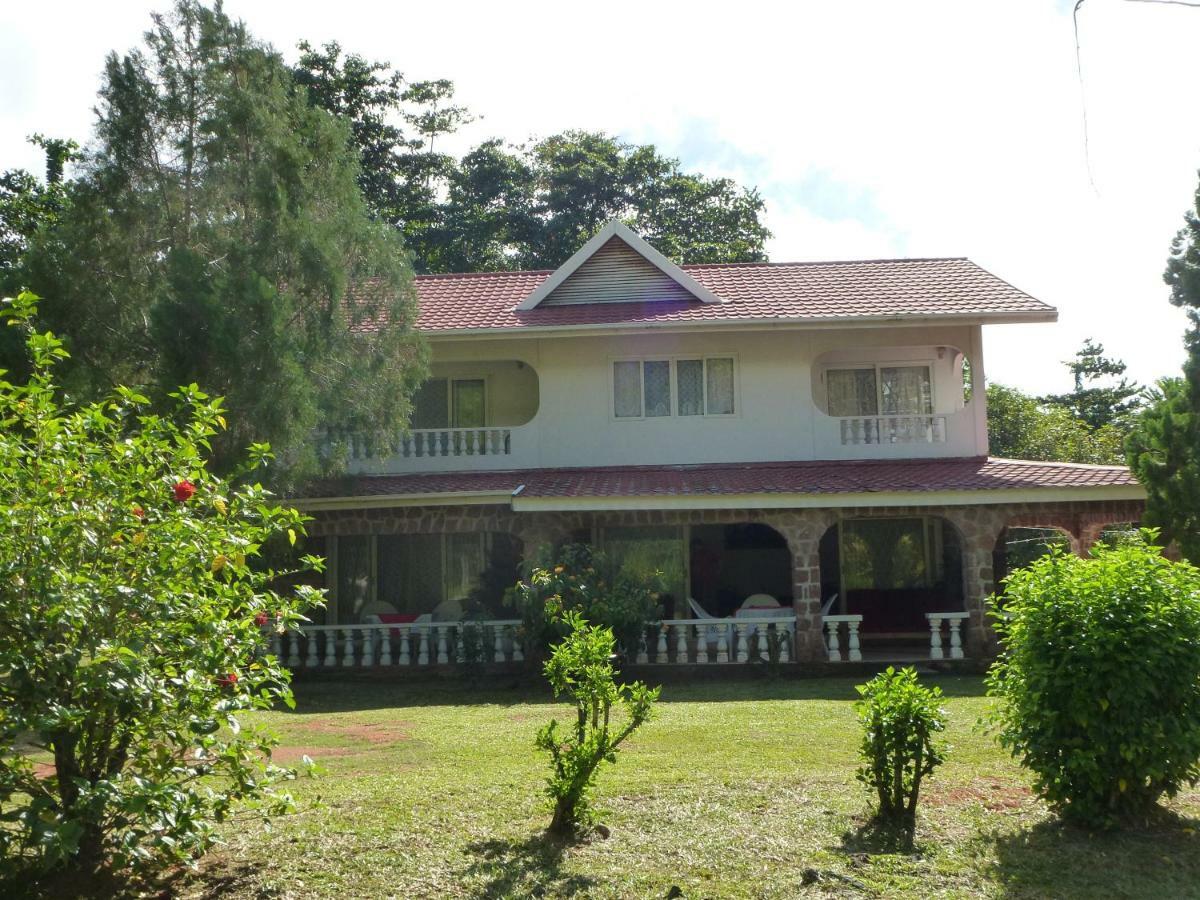 Chez Muriel Anse Volbert Village  Exterior photo